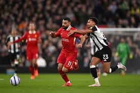 مباراة ليفربول ضد نيوكاسل يونايتد اليوم في الدوري الإنجليزي – صراع القوة والإثارة